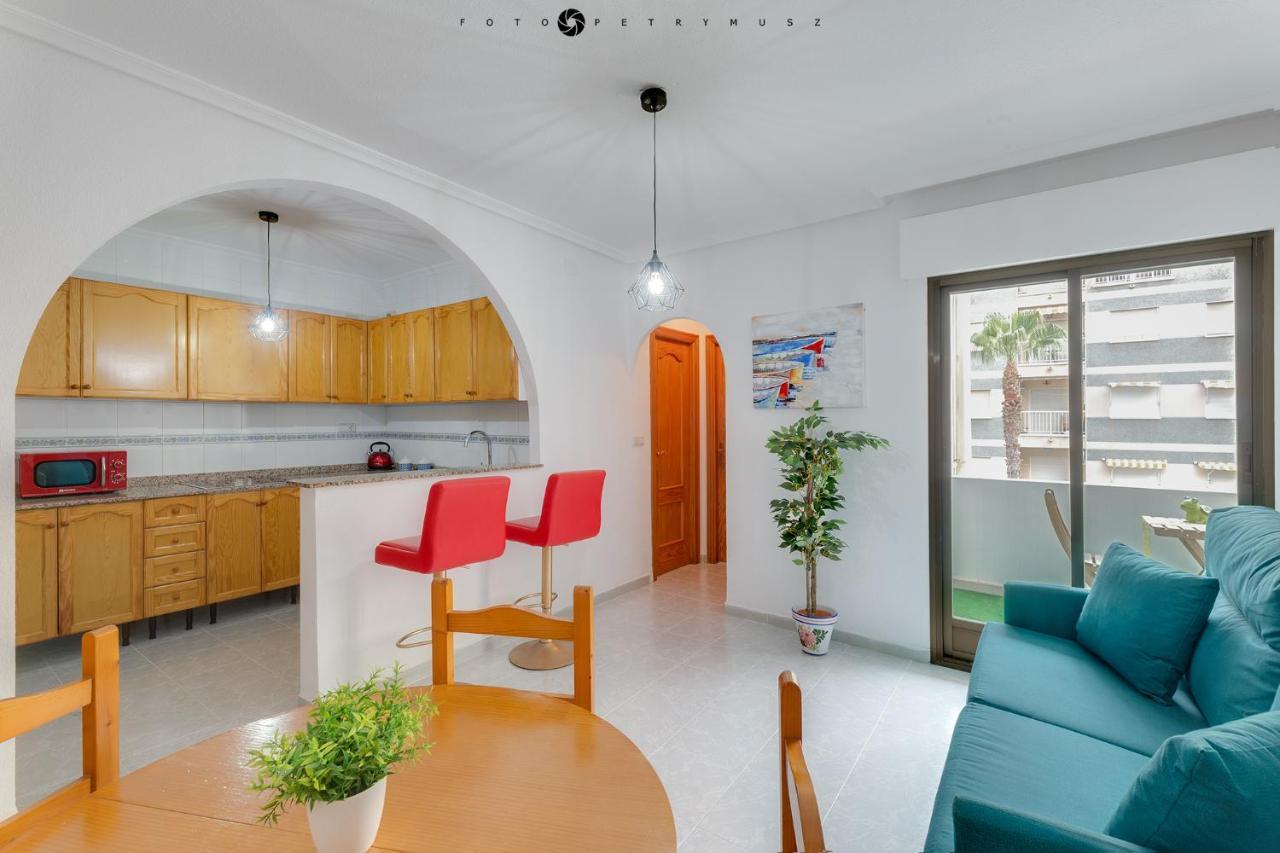 Colorful Apartment Торевьиа Экстерьер фото